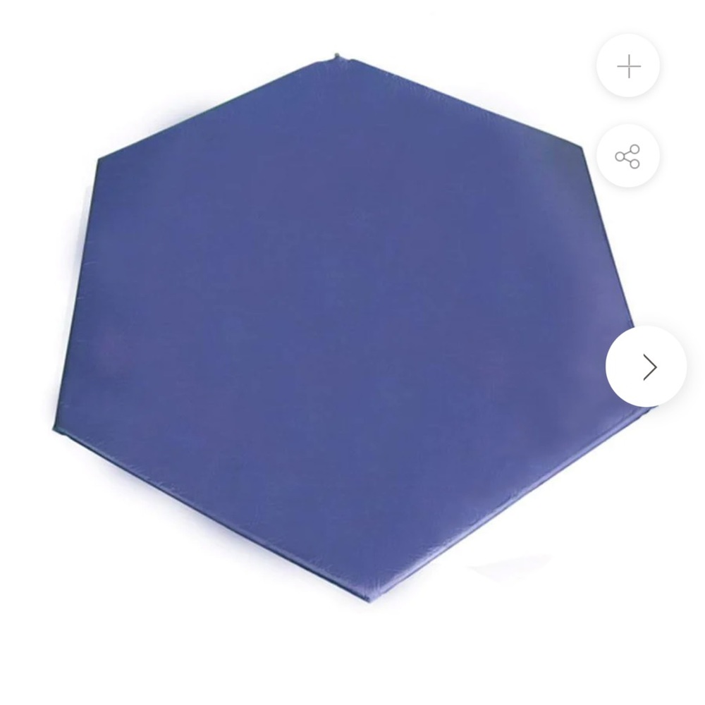 THE CALIFORNIA BEACH CO. POP N' GO™ PLAY MAT